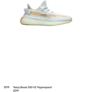 Size 5.5 - adidas Yeezy Boost 350 V2 Low Hyperspace